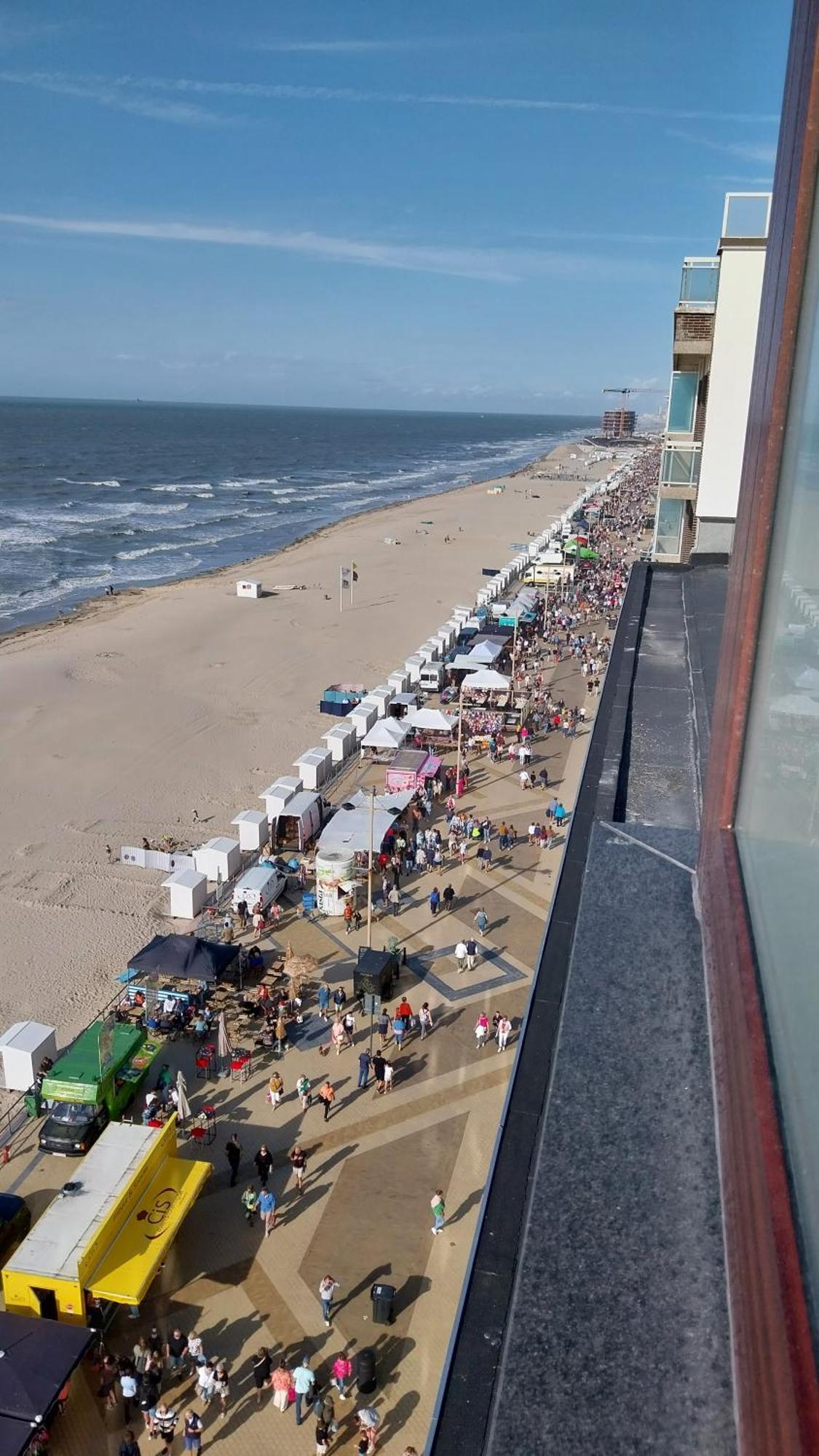 Lovely N° 9 Op Ieder Moment Een Prachtig Zeezicht & Zwembad Middelkerke Eksteriør billede